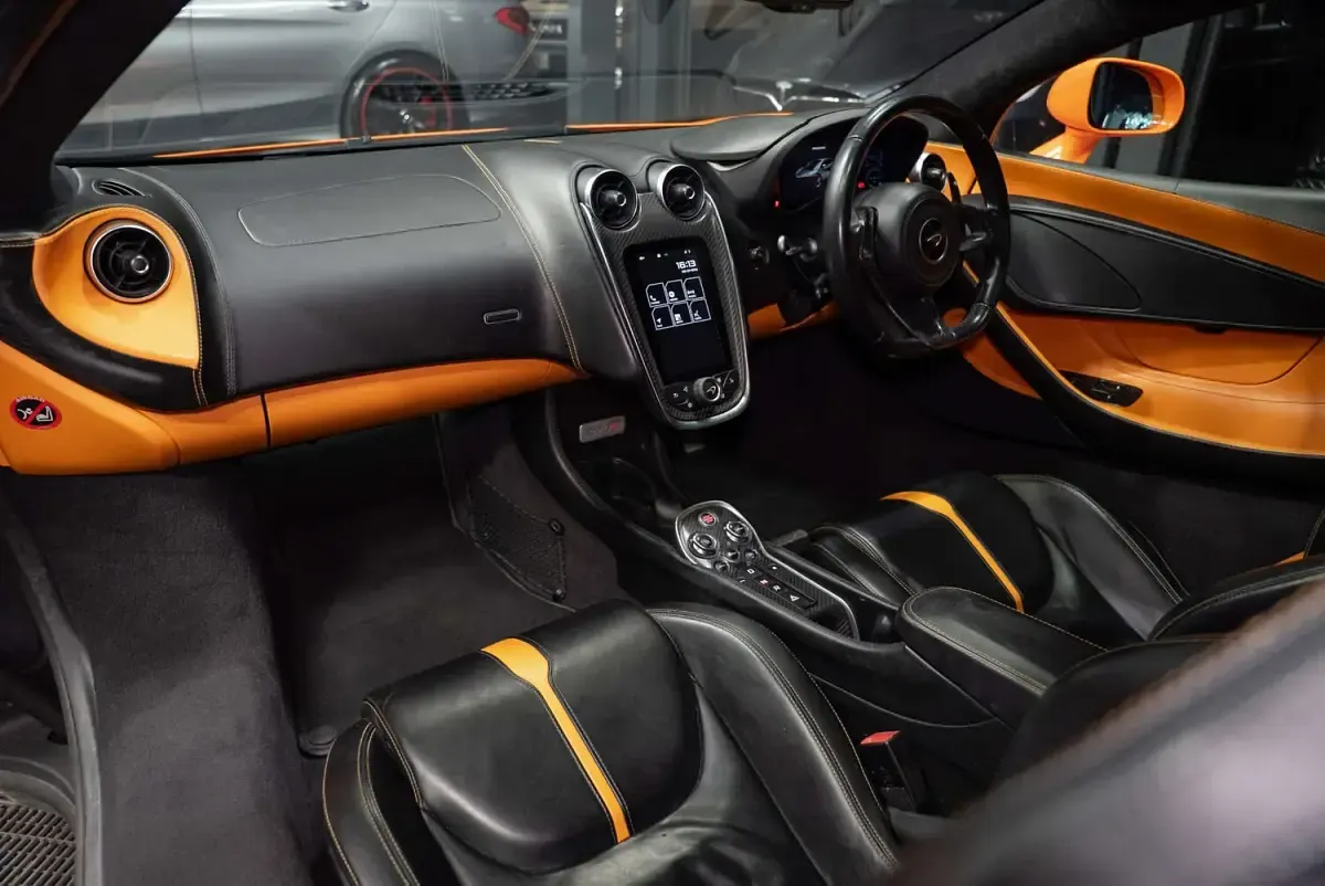Used McLaren 570S 570 HP (419 kW) 2016 Orange Coupe