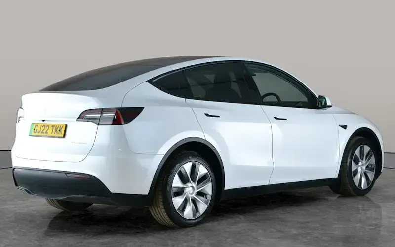 Used Tesla Model Y Long Range AWD 378 kW (514 HP) 2022 White SUV