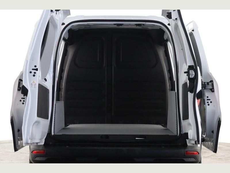 Used Renault Kangoo 89 kW (122 HP) 2024 White MPV