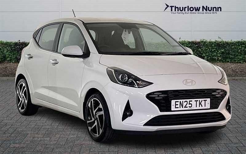 Used Hyundai i10 Premium 79 HP (58 kW) 2025 White Hatchback