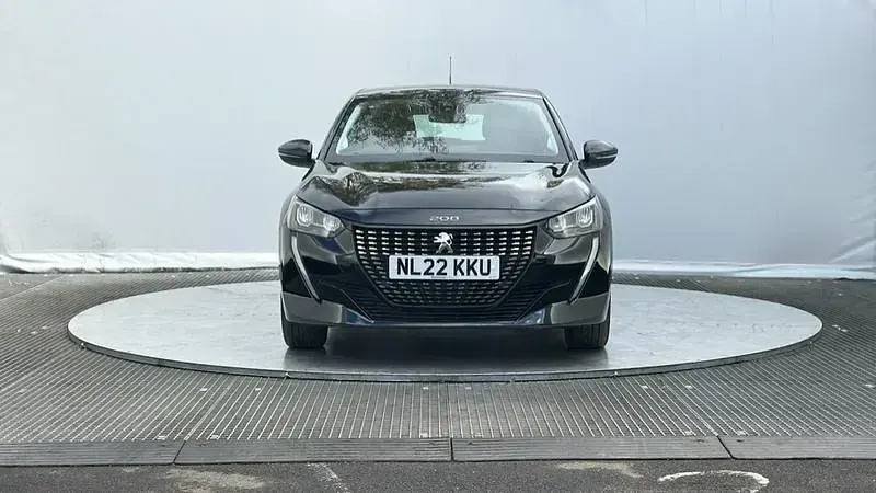 Używany Peugeot 208 Active Premium 75 KM (55 kW) 2022 Czarny Hatchback