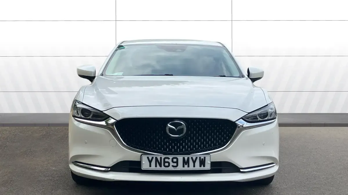 Used Mazda 6 Inclusive 150 HP (110 kW) 2019 White Sedan
