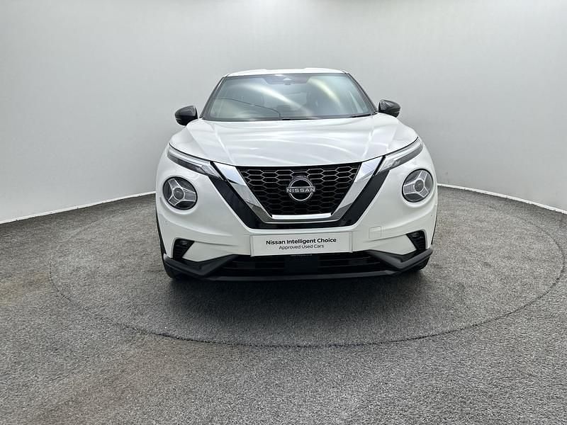 Used Nissan Juke Tekna 2023 White SUV