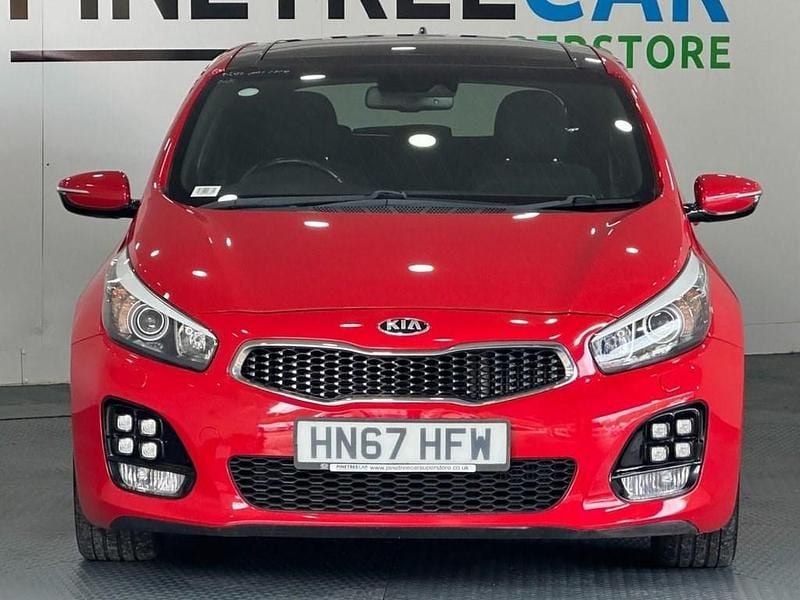 Used Kia ProCeed GT-Line S 136 HP (100 kW) 2018 Red Hatchback