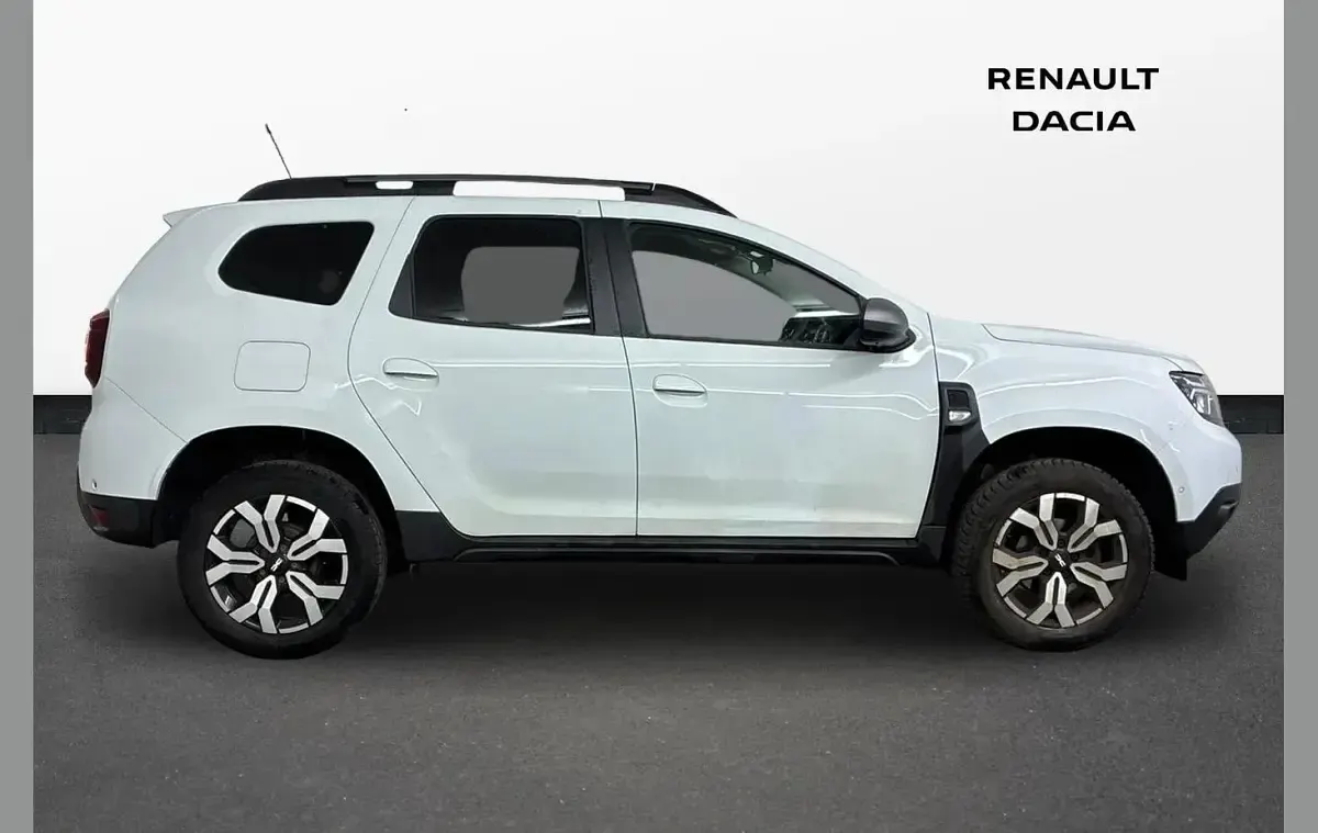 Used Dacia Duster Journey 88 HP (64 kW) 2023 White SUV