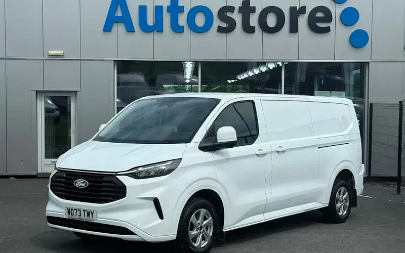 Used Ford Transit Custom Limited 136 HP (100 kW) 2024 Van