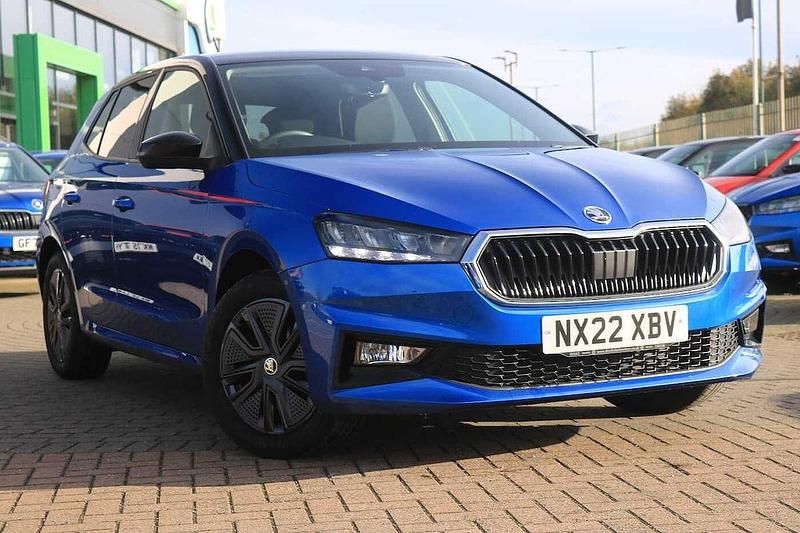 Race blue metallic black magic pearl effect Used 2022 Skoda Fabia Colour Edition Hatchback | £13,695 (Fair price) - Image 1/4