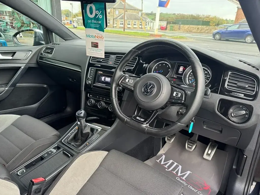 Used VW Golf VII R 2015 Black Hatchback