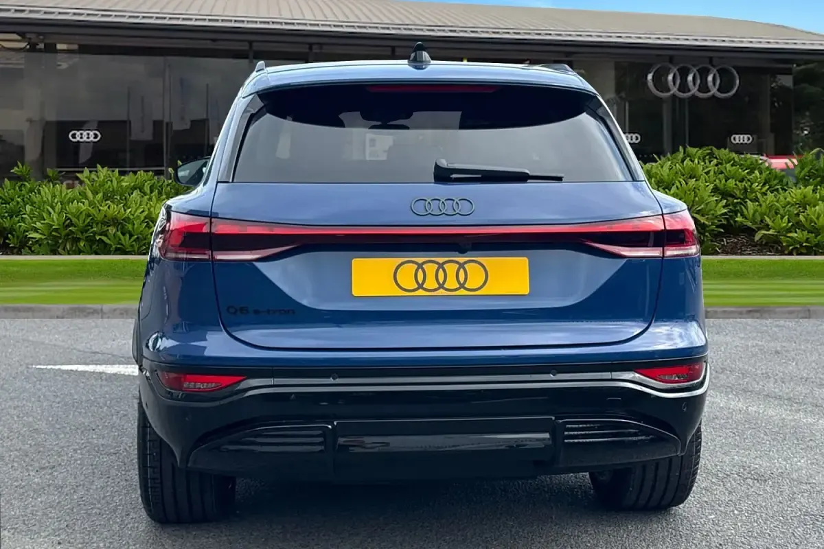 New Audi Q6 e-tron Black Edition 83 kW (113 HP) 2026 Blue SUV