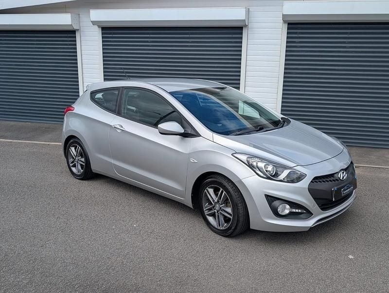 Silver Used 2013 Hyundai i30 Active Hatchback | £3,991 (Fair price) - Image 1/4