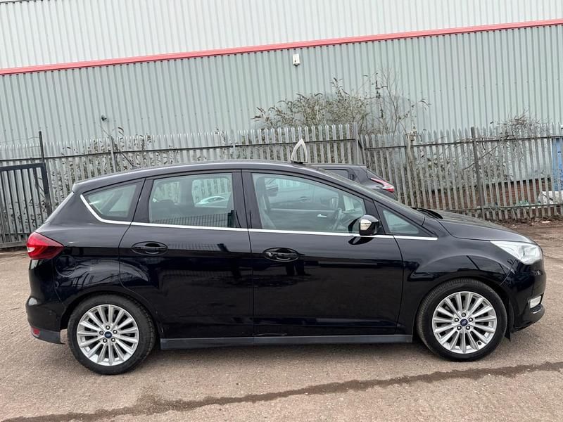 Used Ford C-MAX Titanium 150 HP (110 kW) 2019 Black MPV