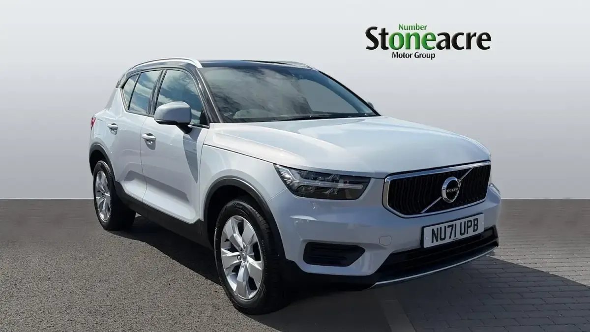 Used Volvo XC40 Momentum 163 HP (119 kW) 2021 SUV