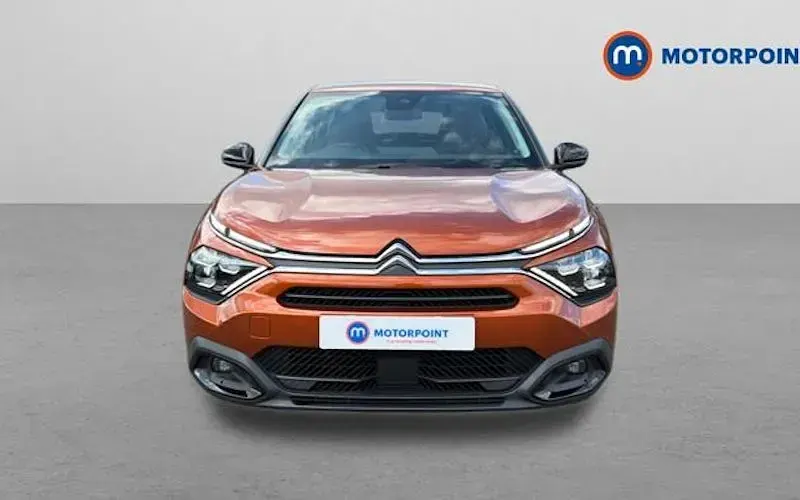 Używany Citroën e-C4 100 kW (136 KM) 2023 Brązowy Hatchback