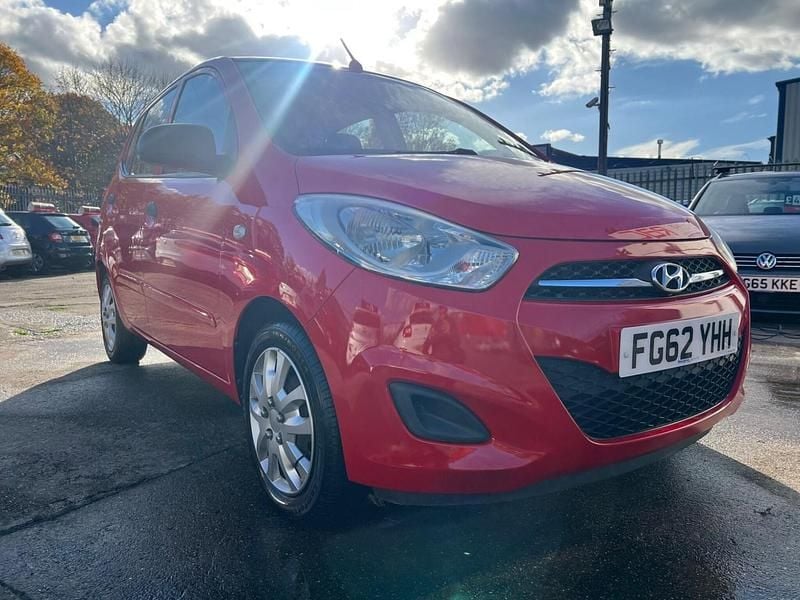 Red Used 2012 Hyundai i10 Classic Hatchback | £2,700 (Good price) - Image 1/4