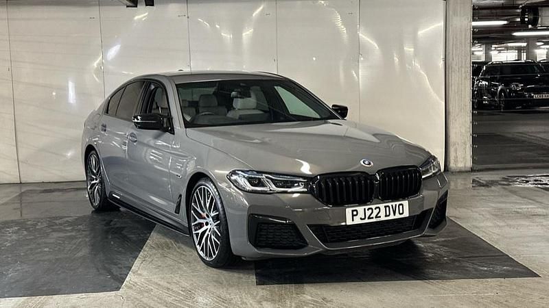 Used BMW 545e M Sport 389 HP (286 kW) 2022 Grey