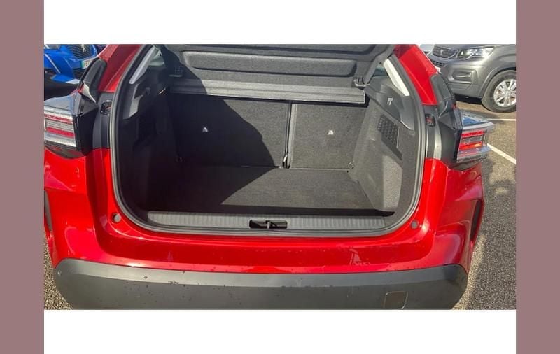 Used Citroën C4 131 HP (96 kW) 2025 Red SUV