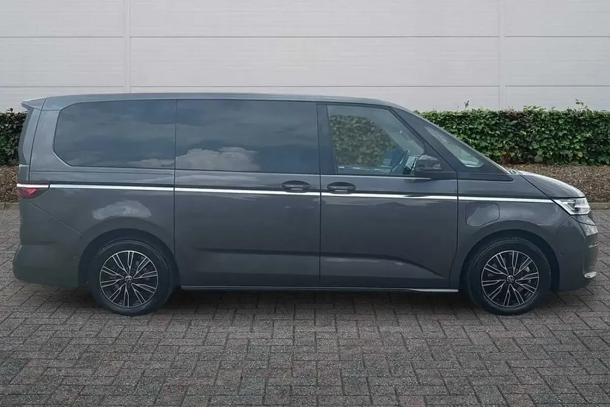 Used VW Multivan Style 218 HP (160 kW) 2023 Grey MPV
