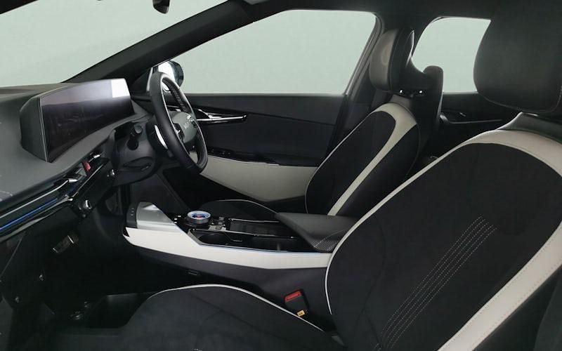 Used Kia EV6 GT-Line 167 kW (228 HP) 2023 White SUV