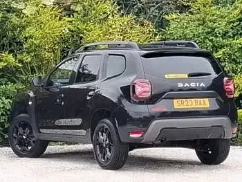 Used Dacia Duster Extreme 90 HP (66 kW) 2023 Black SUV