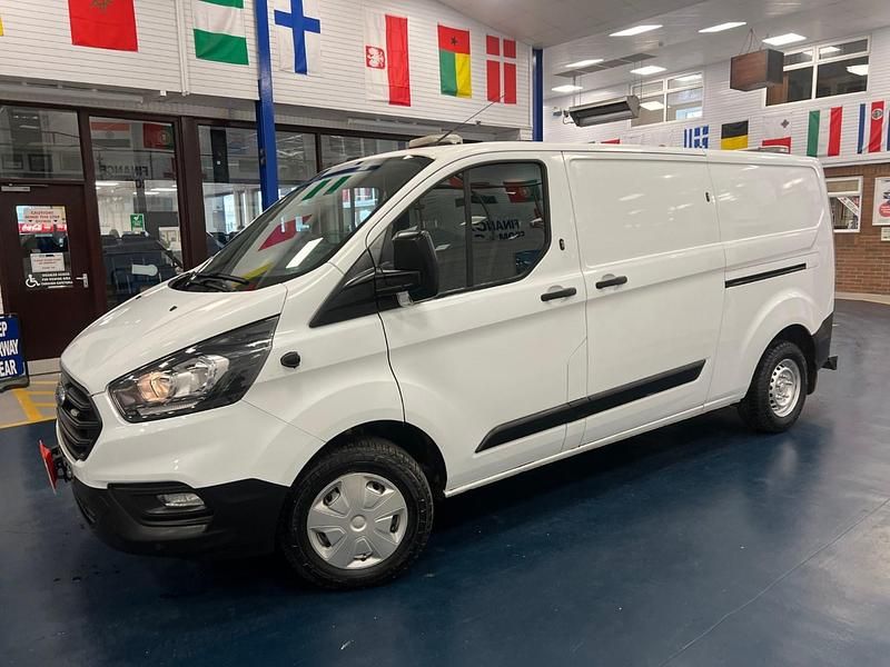 Used Ford Transit Custom 130 HP (95 kW) 2021 White Van