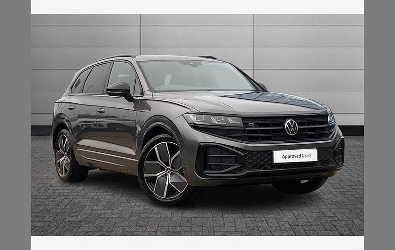Used VW Touareg Black Edition 286 HP (210 kW) 2025 Silicon grey SUV