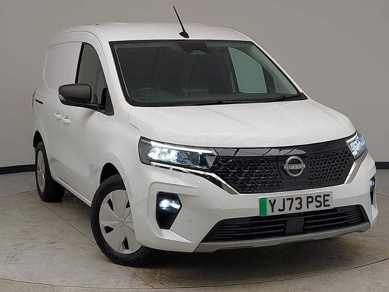 White Used 2023 Nissan Townstar Tekna Van | £13,998 (A bit pricey) - Image 1/4