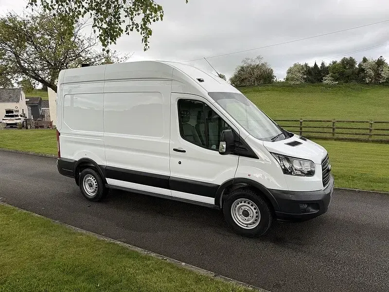 Used Ford Transit 130 HP (95 kW) 2017 White Van