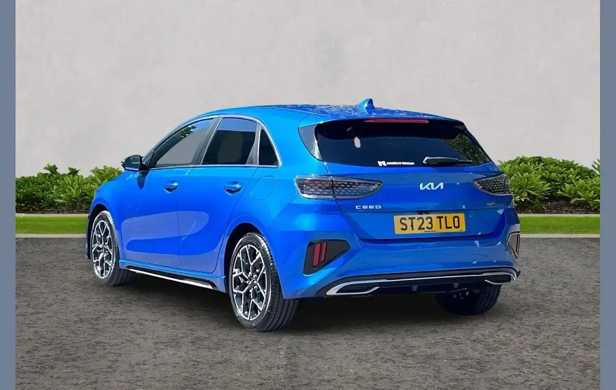 Used Kia Ceed GT-Line 158 HP (116 kW) 2023 Blue Hatchback