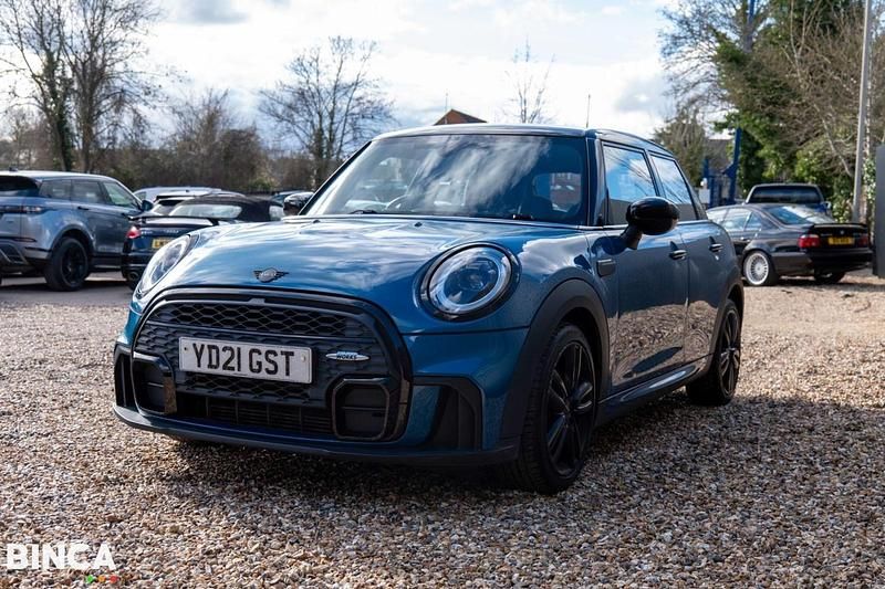 Begagnad Mini Cooper Hatch 2021 Blå Halvkombi
