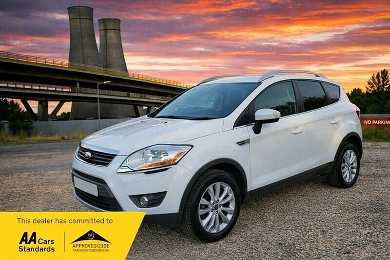 Used Ford Kuga Titanium 163 HP (119 kW) 2012 White SUV