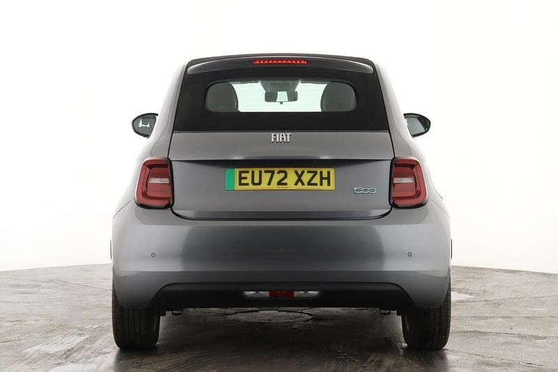 Grey Used 2022 Fiat 500e Icon | £15,995 (Fair price) - Image 1/3