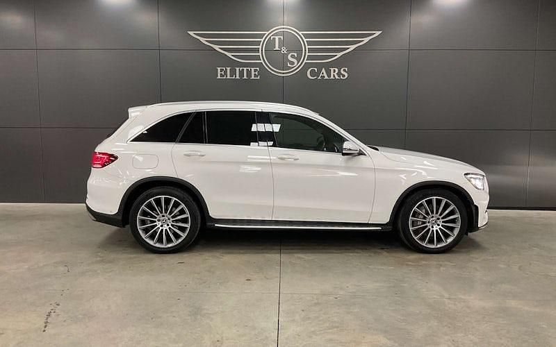 Used Mercedes GLC220 AMG Line Premium 194 HP (142 kW) 2022 Estate