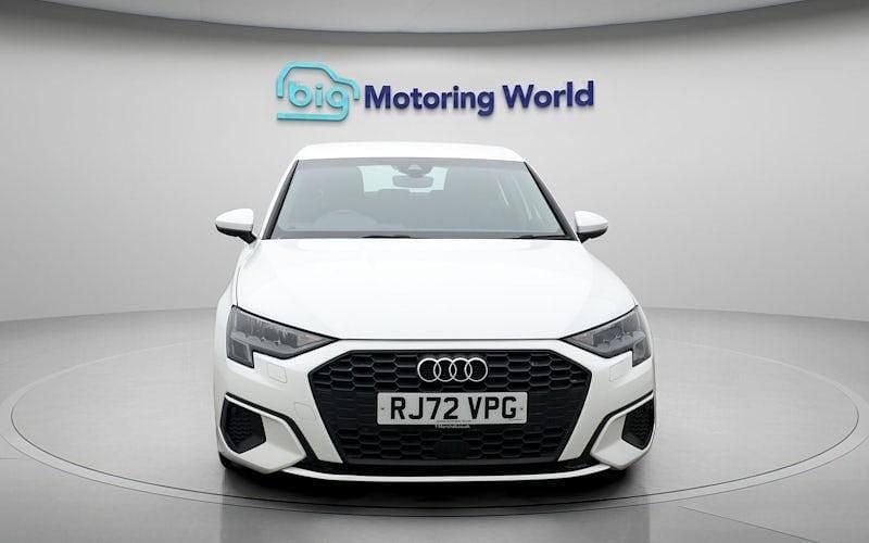 Used Audi A3 Sportback 110 HP (80 kW) 2022 White Hatchback
