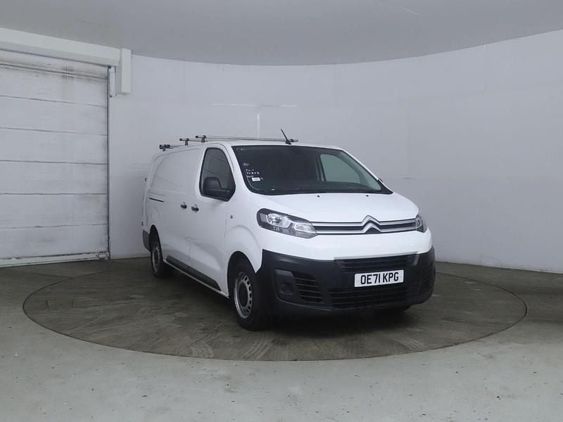 Used Citroën Dispatch 99 HP (72 kW) 2022 White MPV