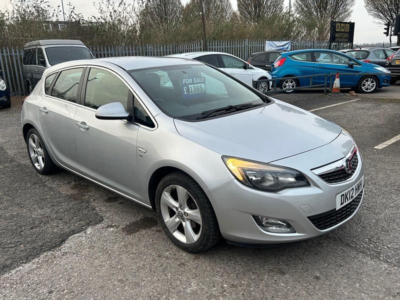 Used Vauxhall Astra SRi 2012 Silver Hatchback