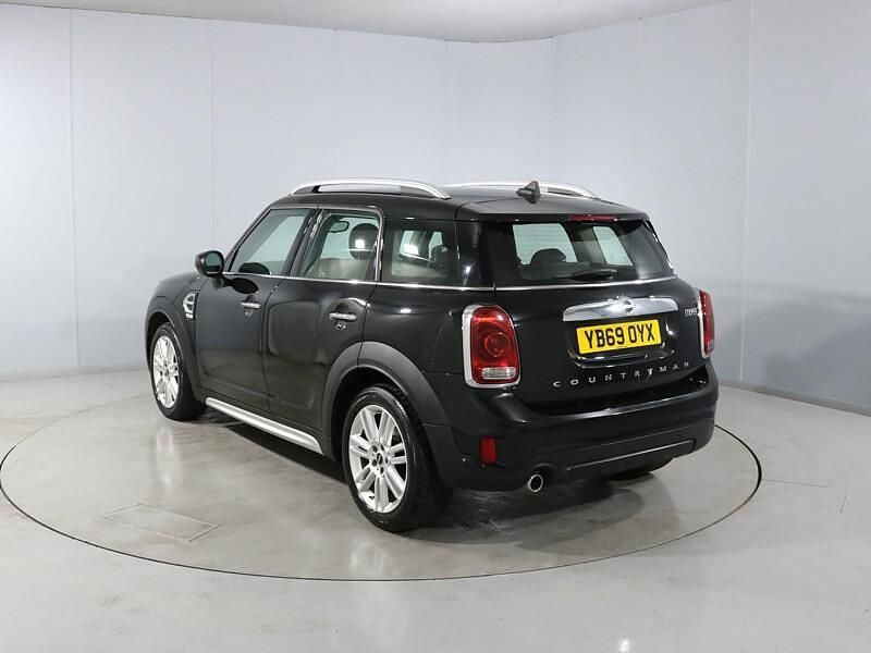 Used Mini Cooper Countryman Exclusive 134 HP (98 kW) 2020 Black SUV