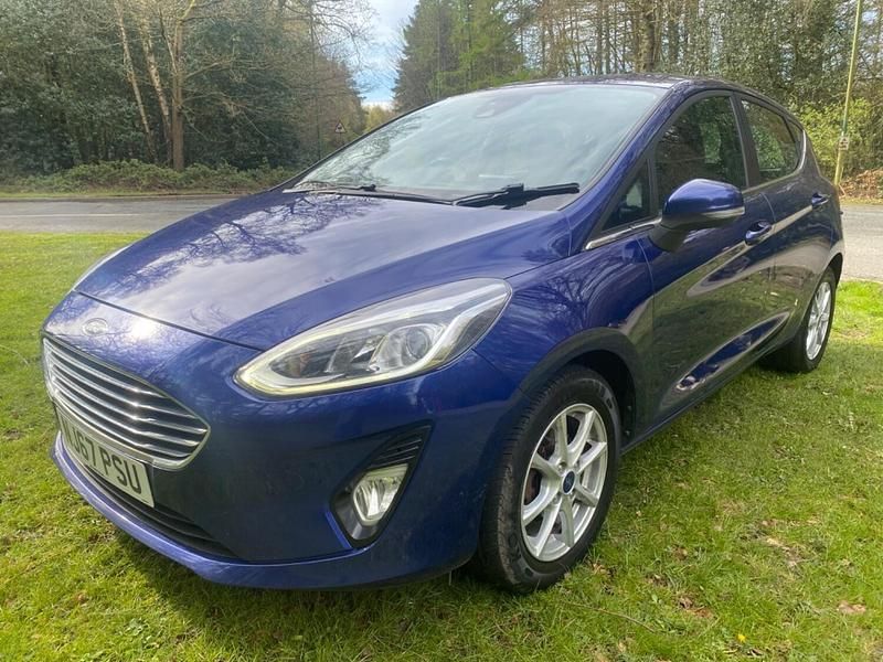 Used Ford Fiesta Zetec 100 HP (73 kW) 2018 Blue Hatchback