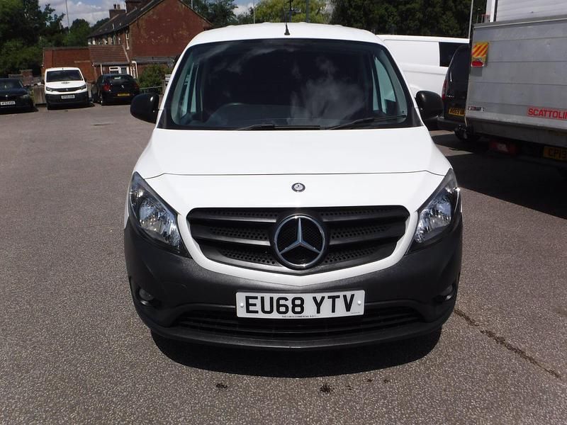 Used Mercedes Citan 109 90 HP (66 kW) 2018 White