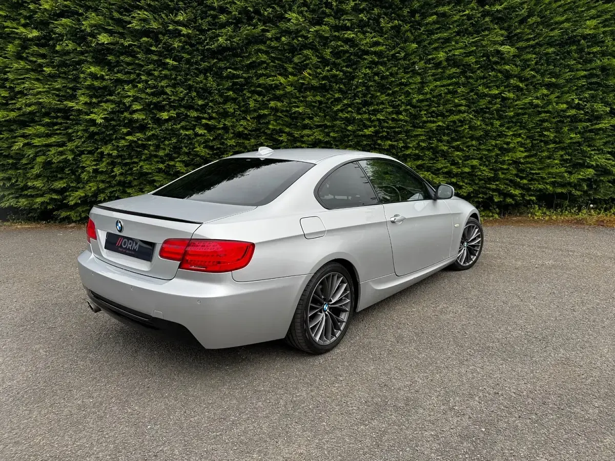 Used BMW 325 2010 Silver Coupe