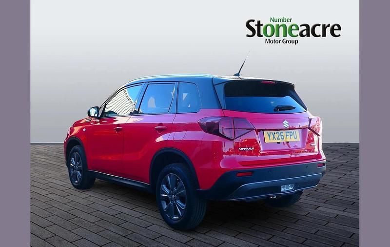 Neu Suzuki Vitara 110 PS (80 kW) 2026 Rot SUV