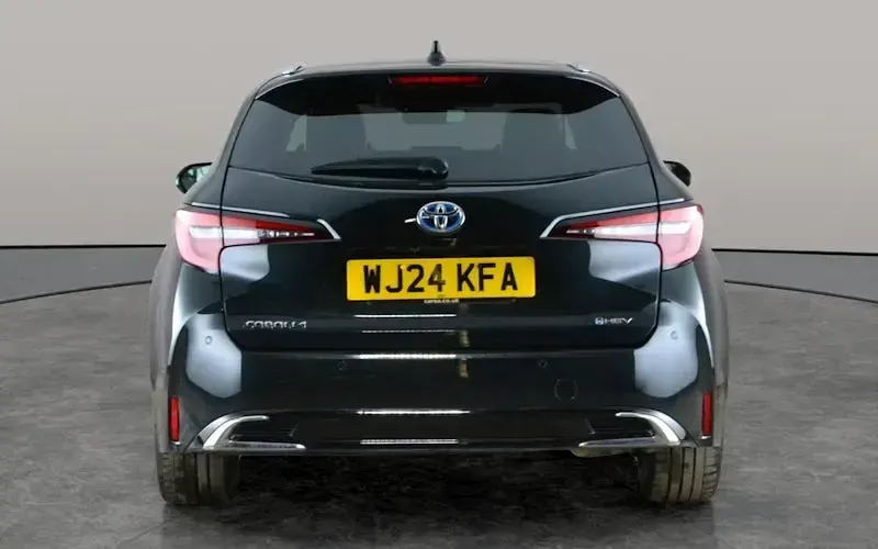 Used Toyota Corolla 196 HP (144 kW) 2024 Black Estate