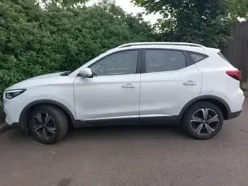 Used MG ZS Excite 106 HP (77 kW) 2022 White SUV