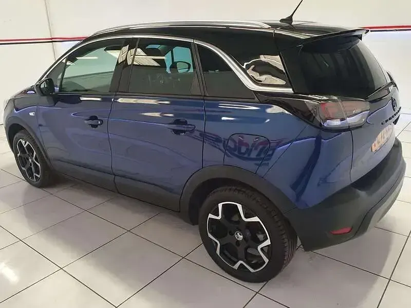 Usado Vauxhall Crossland Ultimate 130 CV (95 kW) 2023 Azul SUV