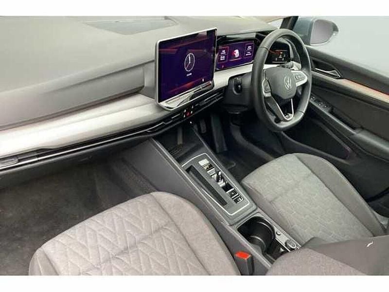 Used VW Golf VIII 204 HP (150 kW) 2025