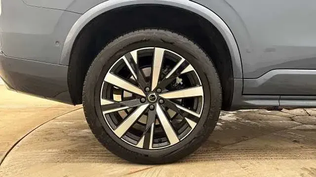 Used Volvo XC90 Plus 247 HP (181 kW) 2026 SUV