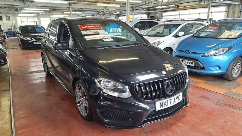 Used Mercedes B200 AMG line 2017 Black MPV