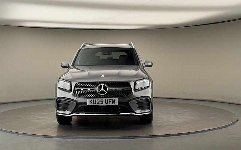 Used Mercedes GLB200 Executive 163 HP (119 kW) 2025 SUV