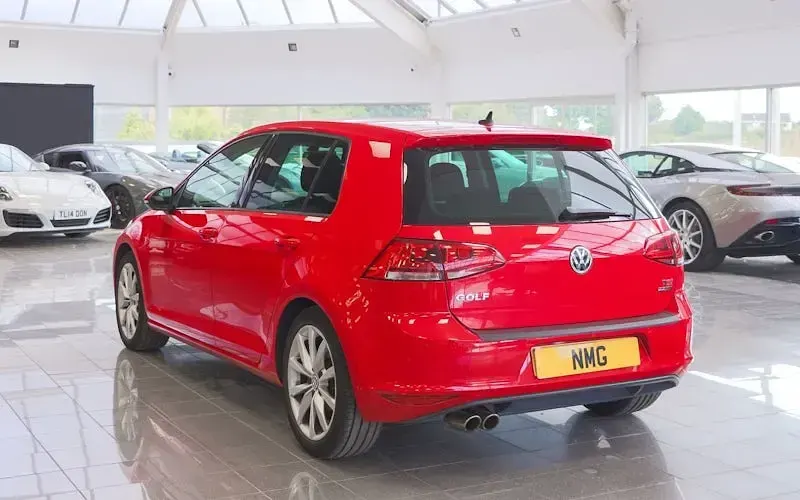 Used VW Golf VII GT 140 HP (102 kW) 2013 Red Hatchback