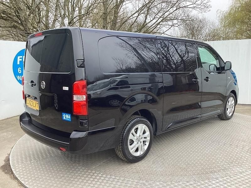 Used Vauxhall Vivaro Sportive 145 HP (106 kW) 2023 Black MPV