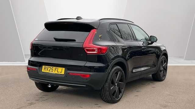 Usado Volvo XC40 Plus 161 HP (118 kW) 2025 SUV